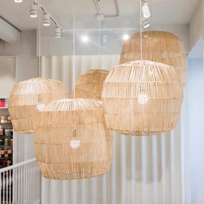 lampara-decorativa-tienda_23-2148164678